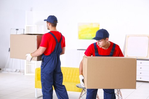 Quotation request for a van-based move in Aldgate